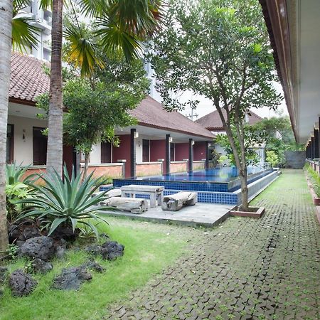 Puri Ganesh Hotel Legian Eksteriør billede