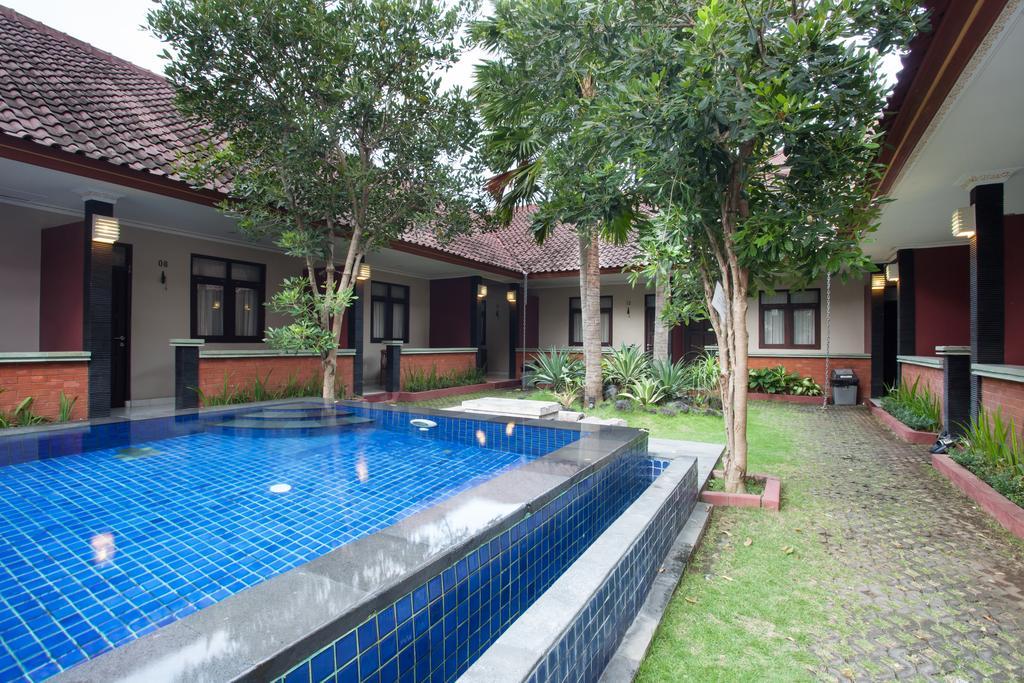 Puri Ganesh Hotel Legian Eksteriør billede