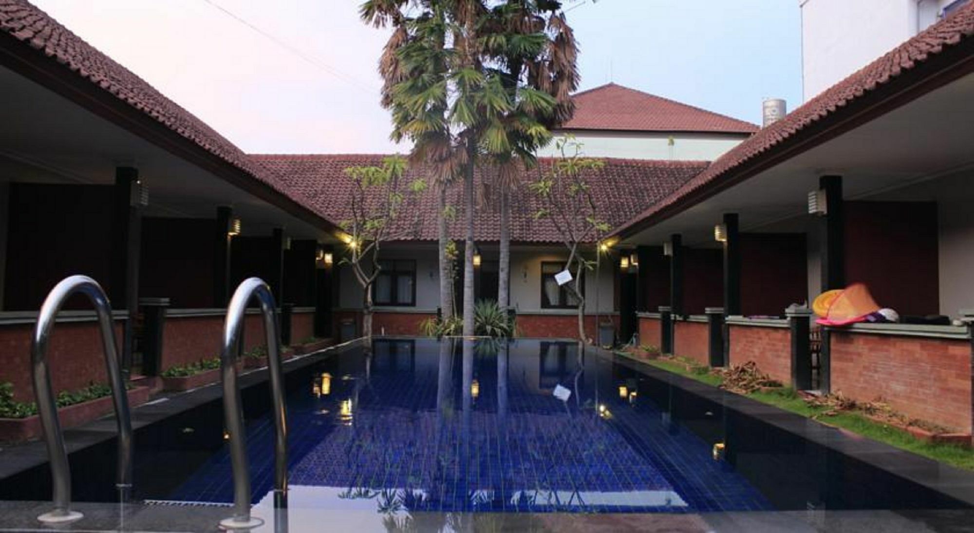 Puri Ganesh Hotel Legian Eksteriør billede